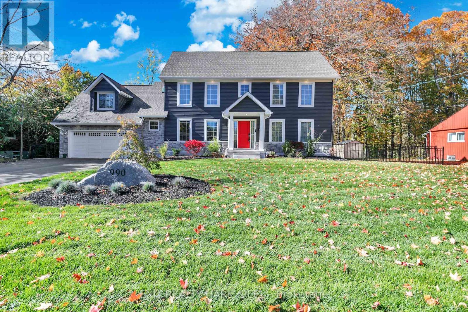 990 Haist St, Pelham, ON L0S 1E4