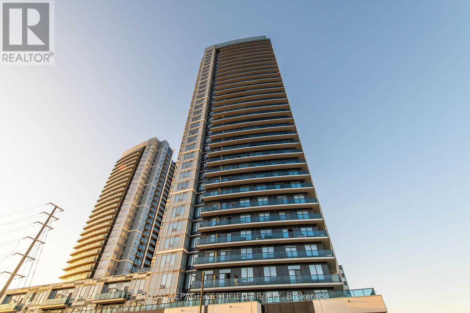 201 3600 Hwy 7, Vaughan, ON L4L 0G7