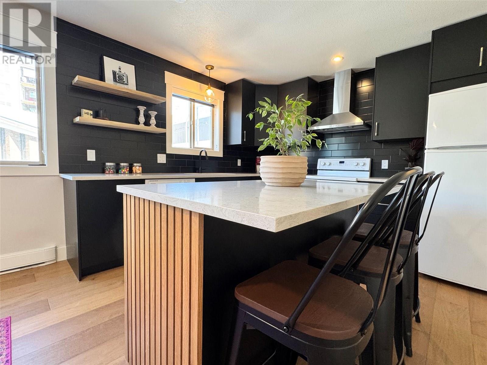 430 4th Avenue Unit 5, Kamloops, BC V2C 3P3