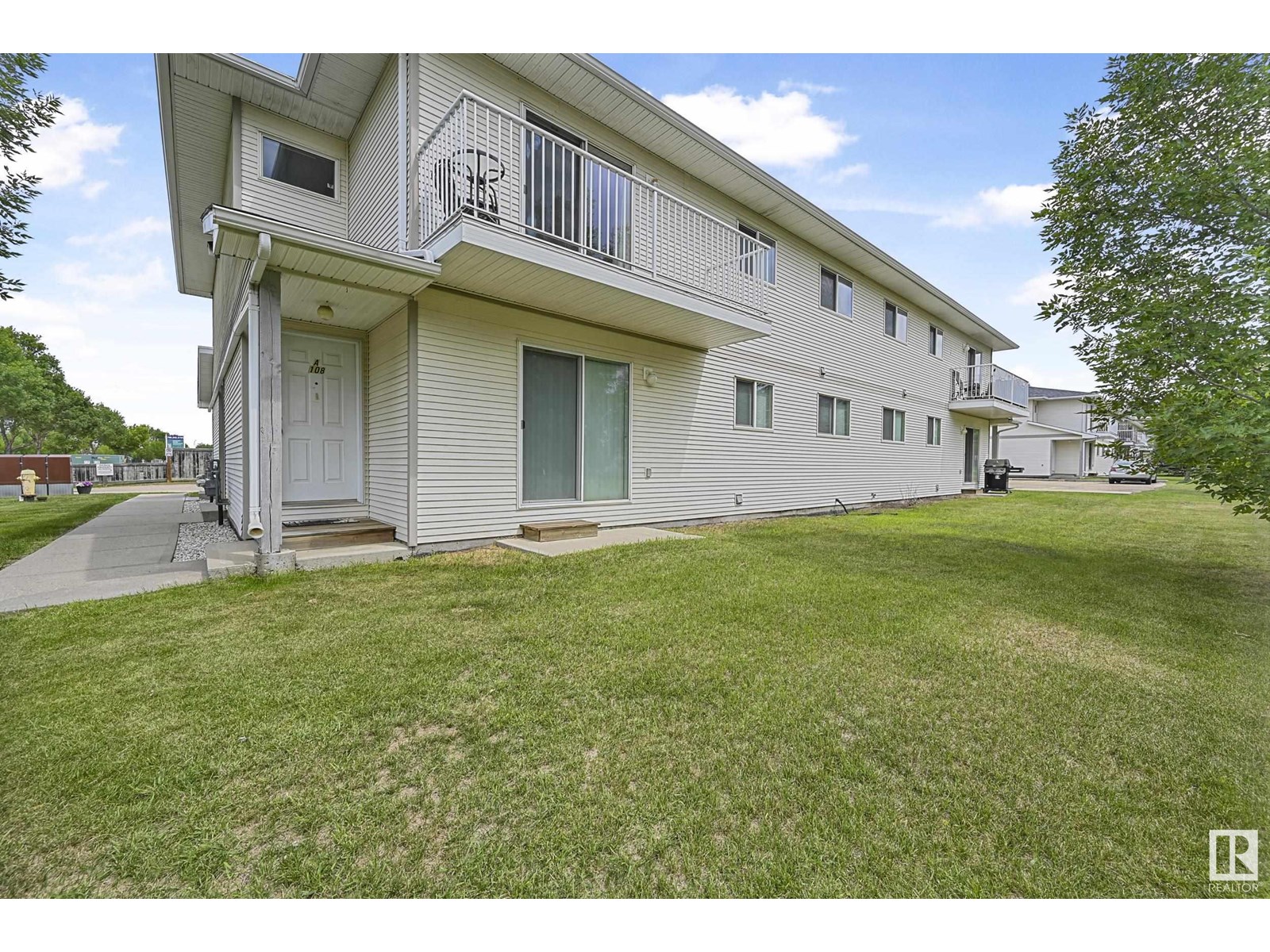 110 Westpark Drive #104a, Fort Saskatchewan, AB T8L 4M2