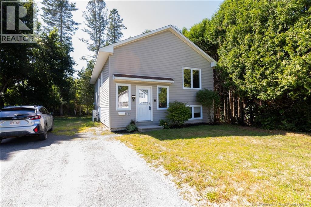 29 Young St #-2, Fredericton, NB E3A 3Y3