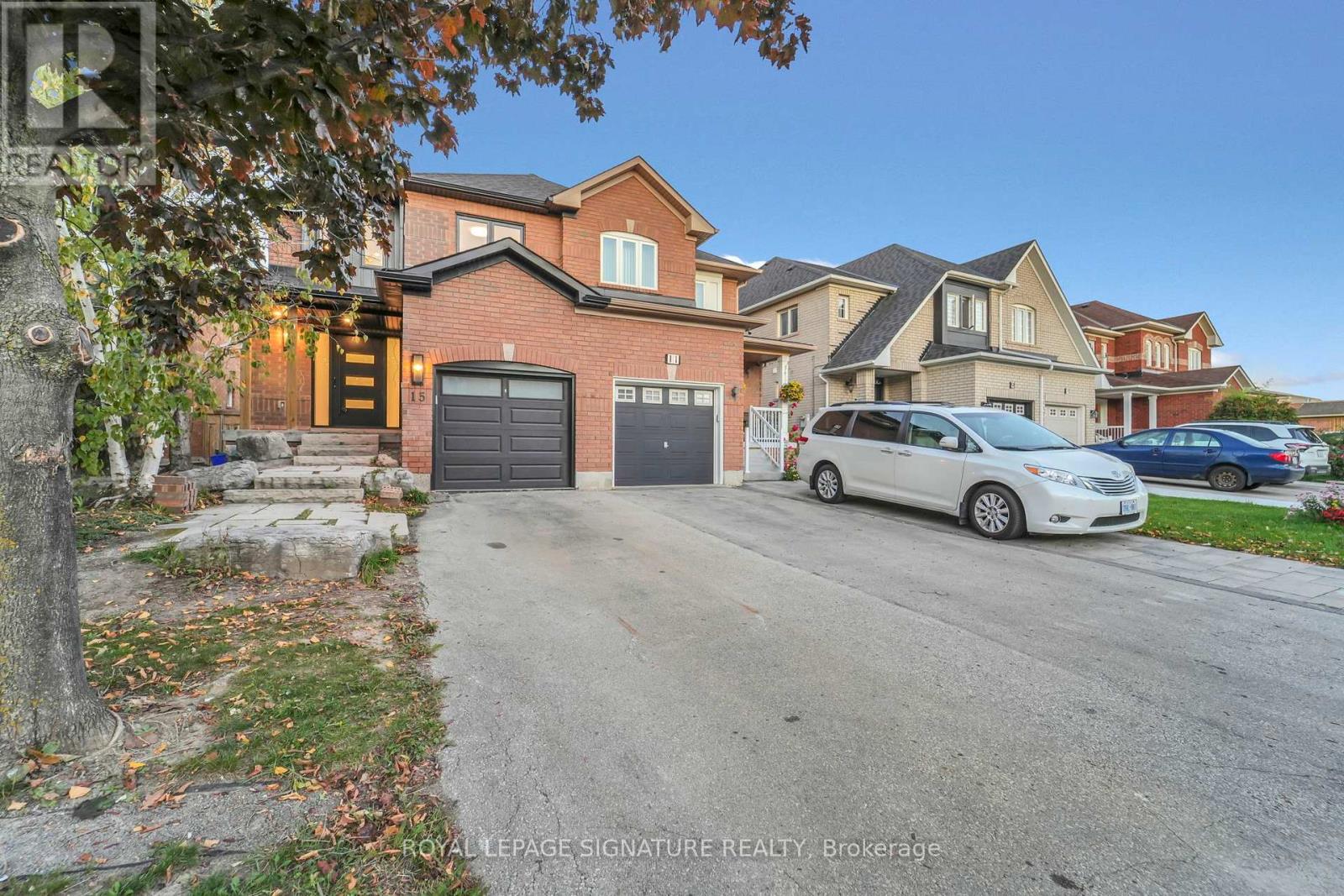 15 National Pine Dr, Vaughan Vellore Village, ON L6A 3M2