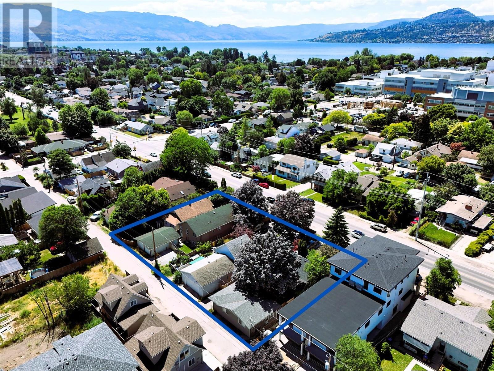 2237 Richter St, Kelowna, BC V1Y 2N9