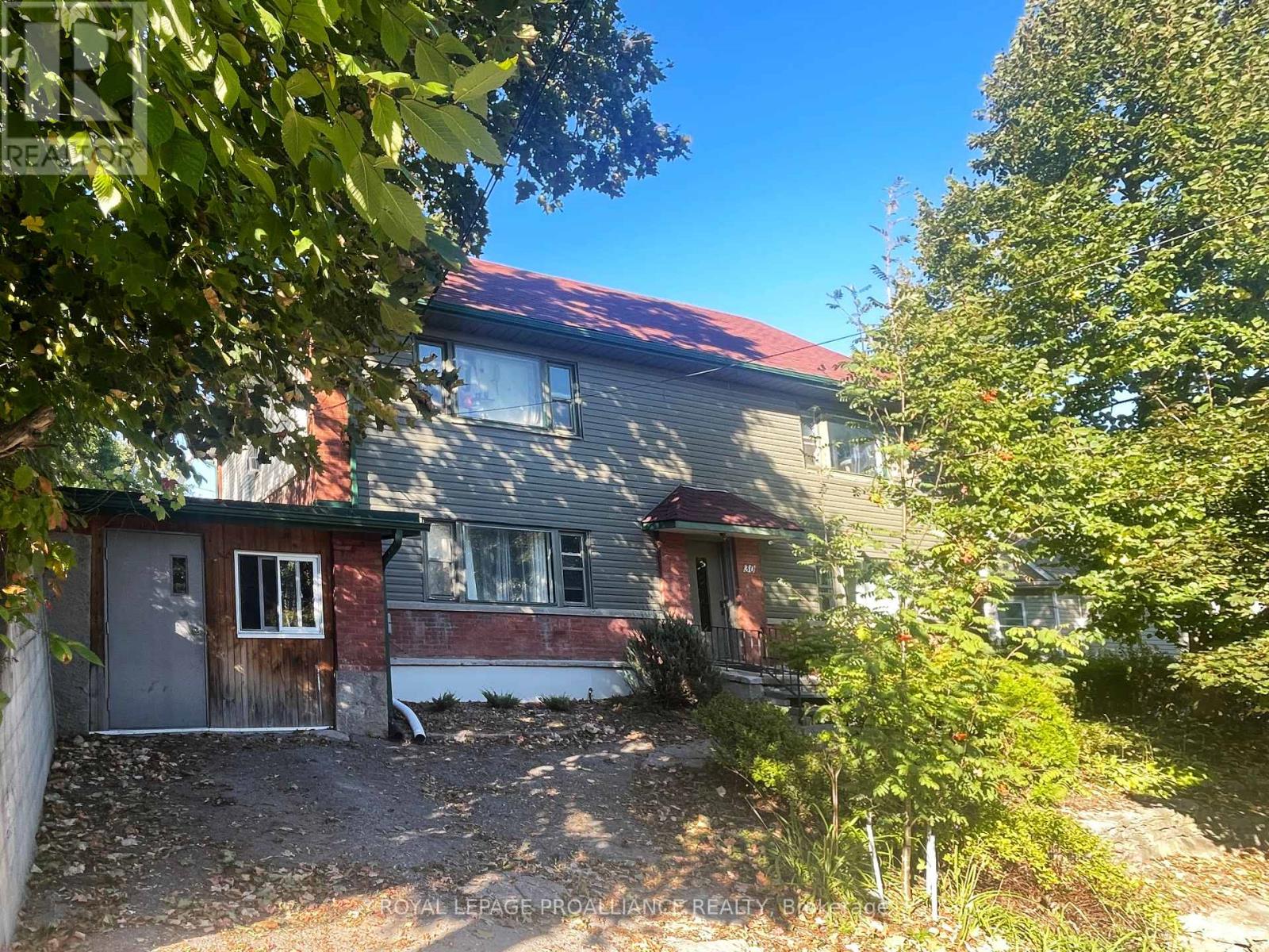 30 James St Ward 4 St, Peterborough, ON K9H 1C5
