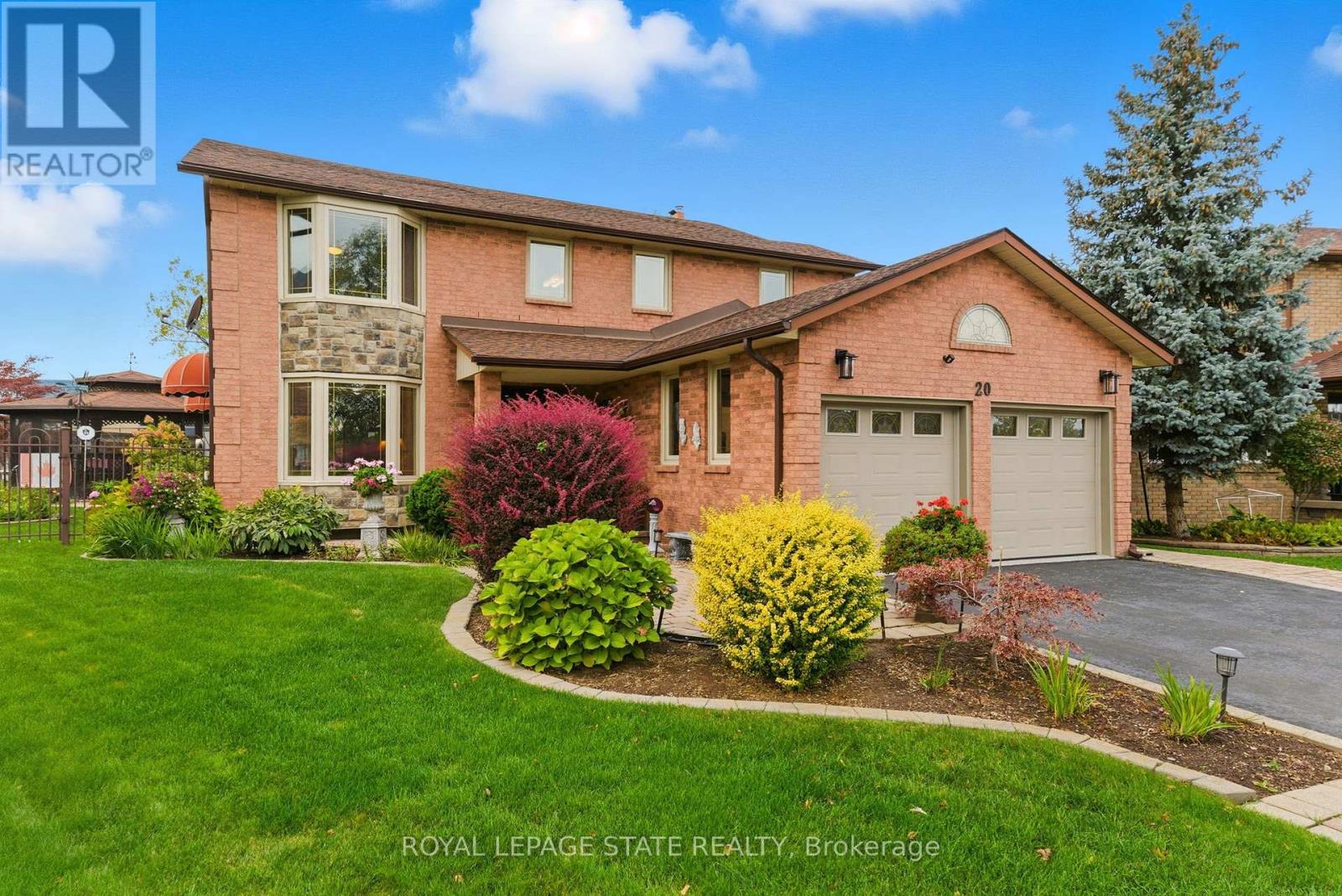 20 Vega Cres, Hamilton Stoney Creek, ON L8E 4S7