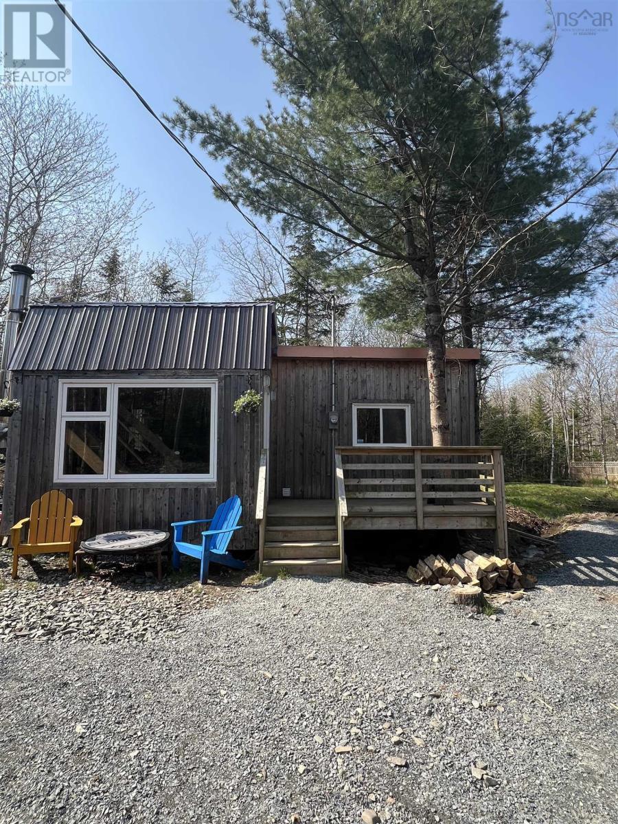 198 Alpine Dr, Wittenburg, NS B0N 2J0