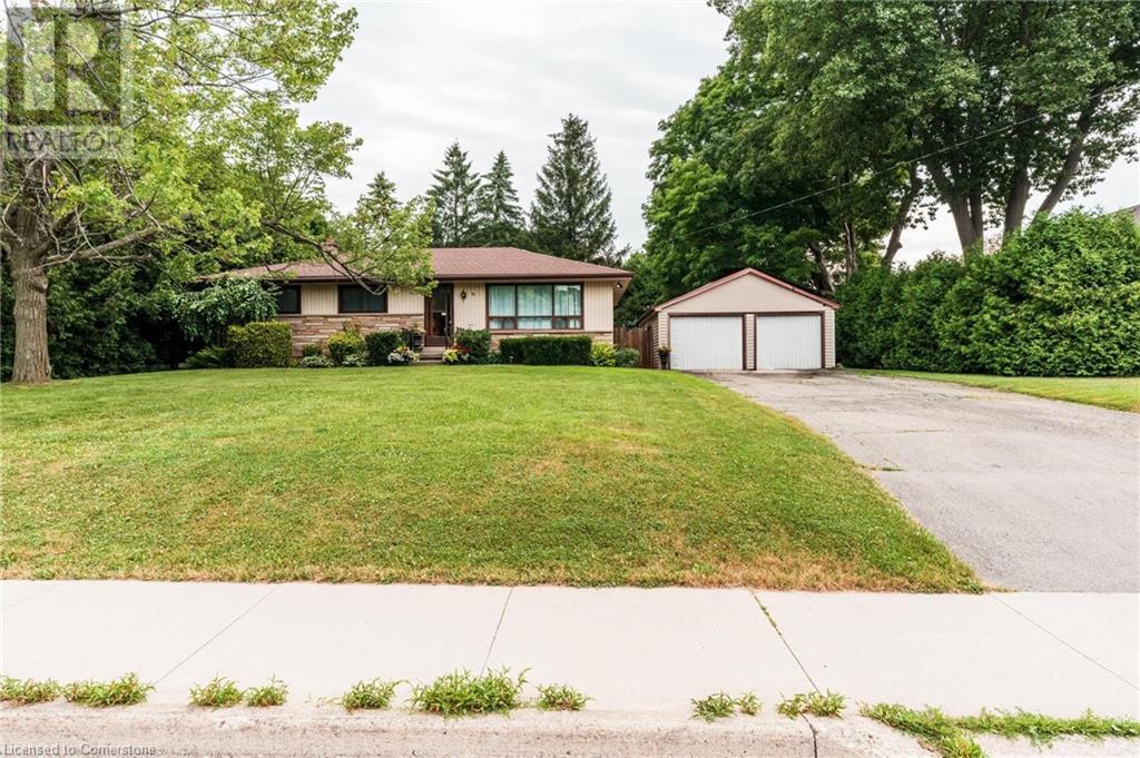 46 First St, Hamilton, ON L0R 2H3