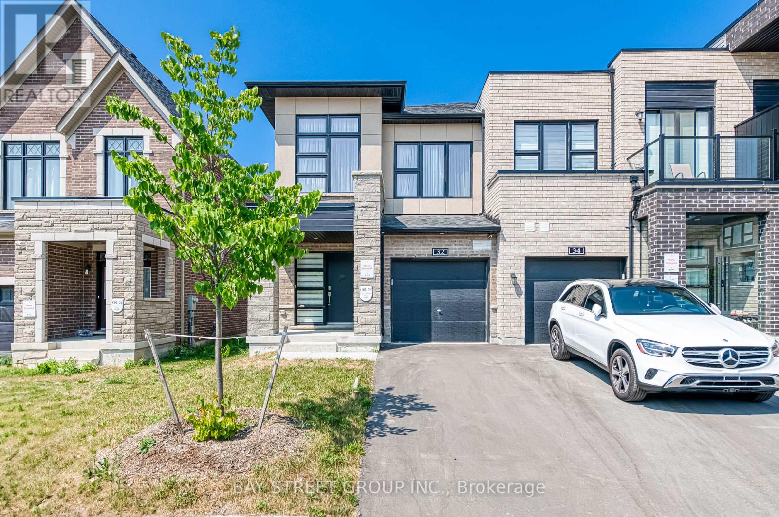 32 Jessica Antonella St, Markham Angus Glen, ON L6C 3K3