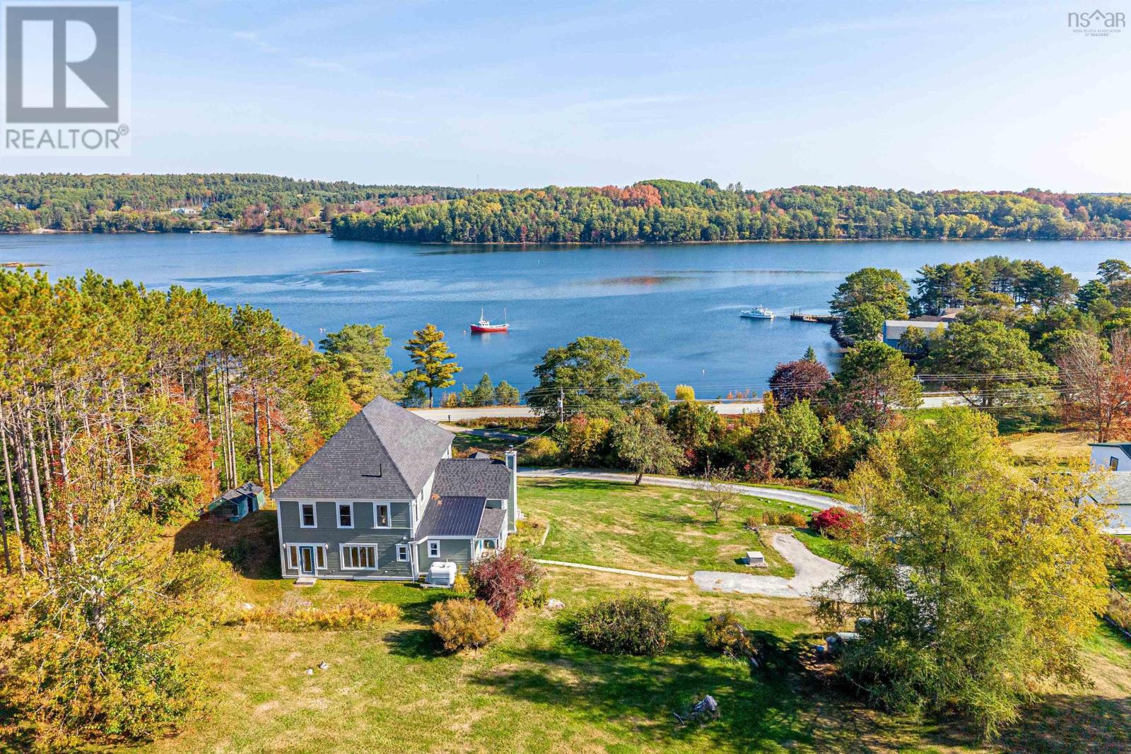 1852 Highway 331 Hwy, West Lahave, NS B0R 1G0