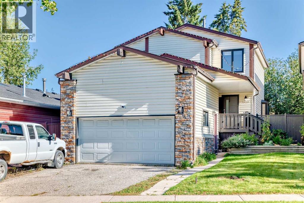 6628 Ranchview Dr NW, Calgary, AB T1Y 1T1