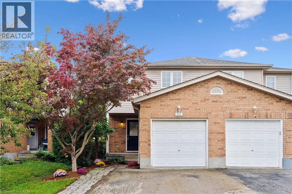 123 Stephanie Dr, Guelph, ON N1K 1X7