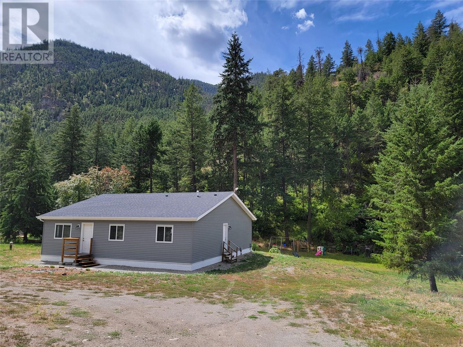 1685 White Lake Rd, Kaleden, BC V0H 1K0