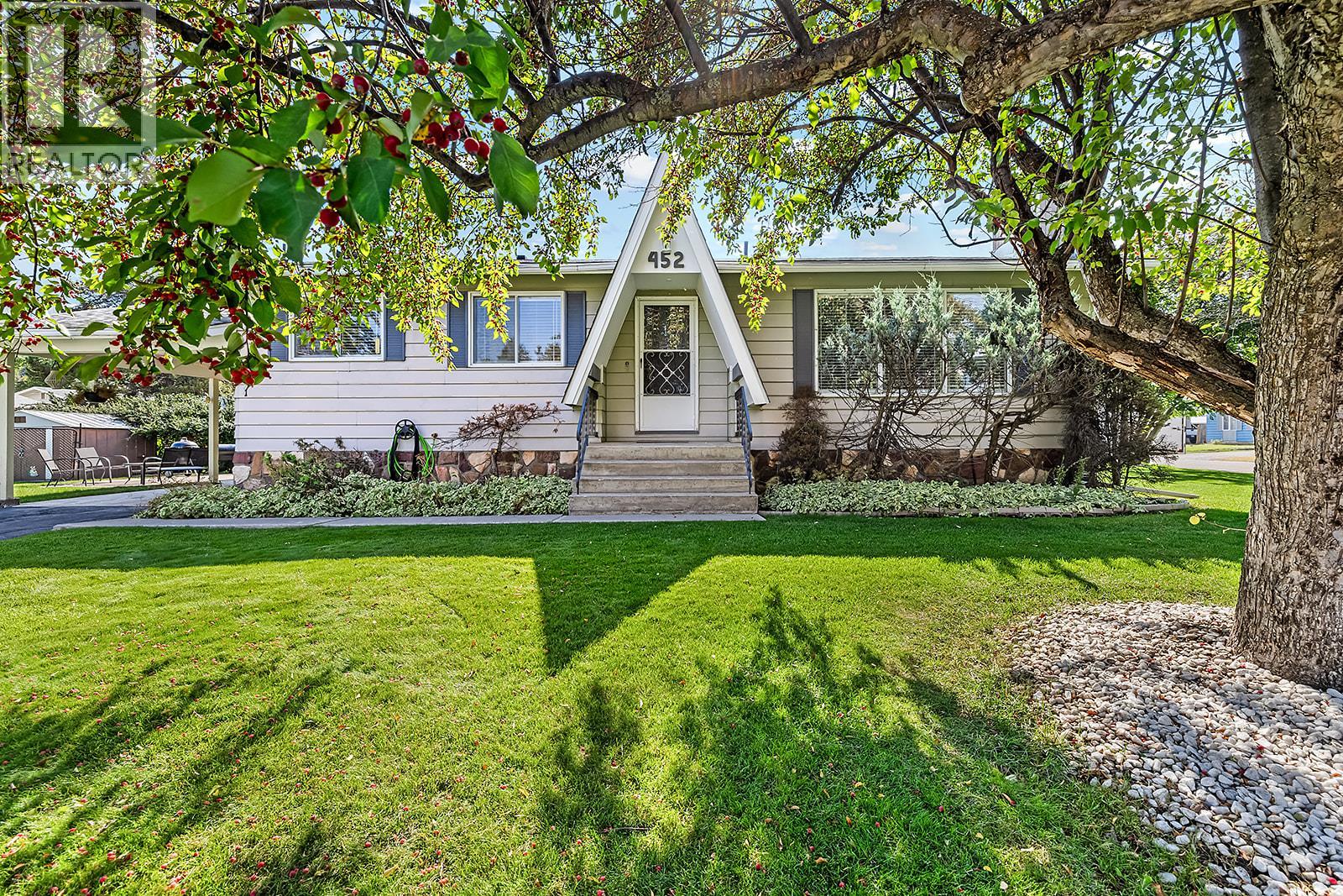 452 Mountain Ash Cres, Sparwood, BC V0B 2G0