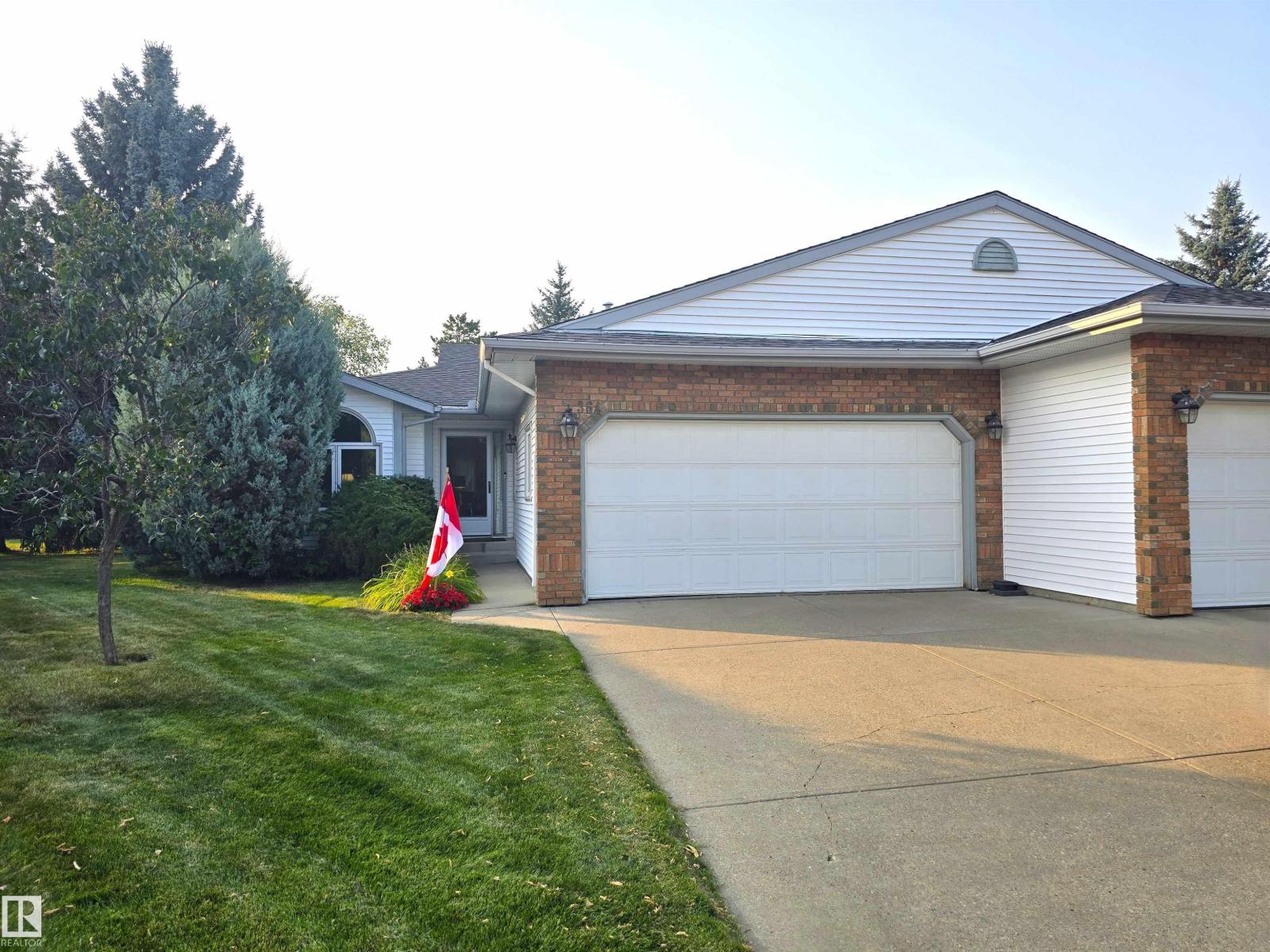 364 Rehwinkel Cl NW, Edmonton, AB T6R 1Y5
