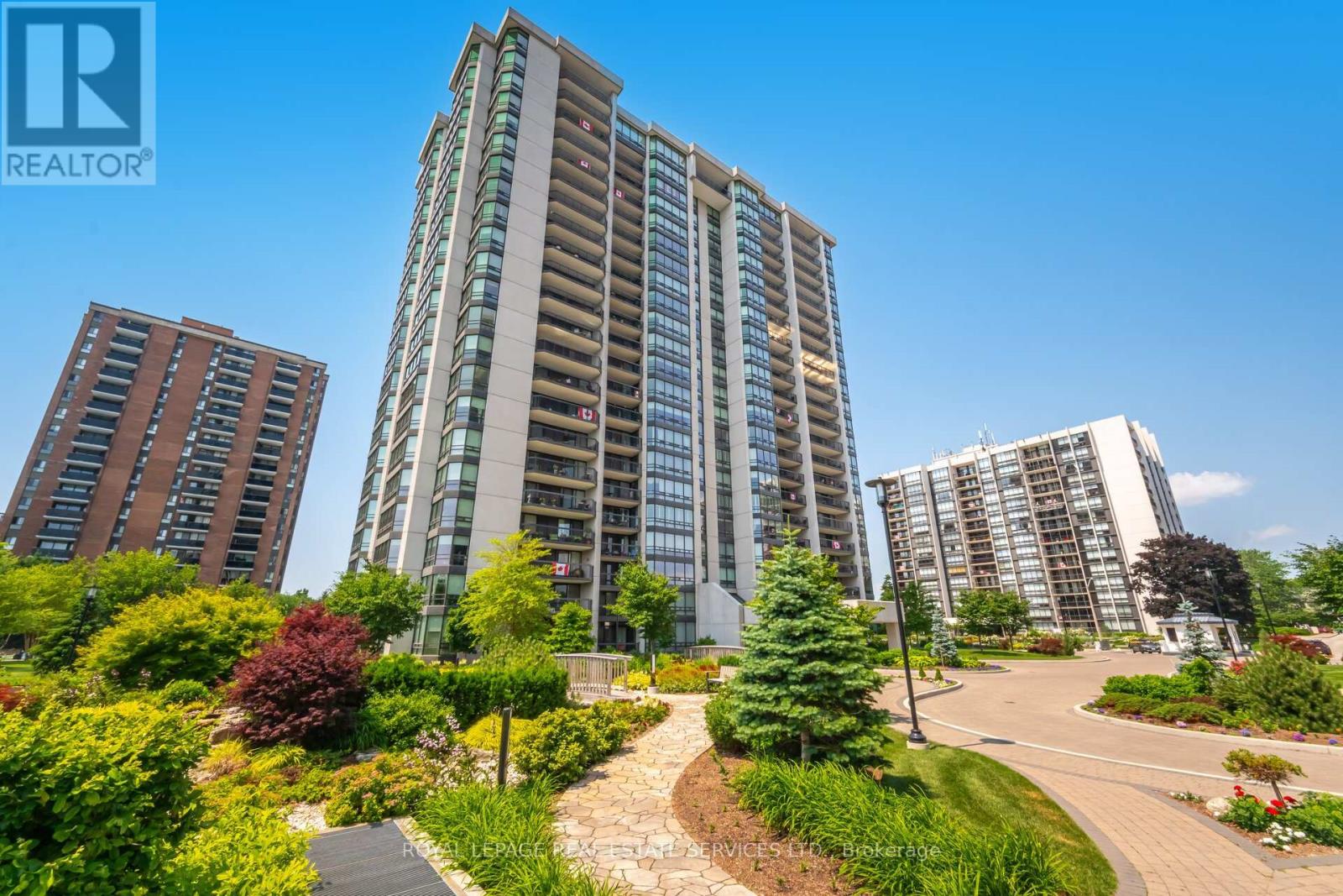 306 2180 Marine Dr, Oakville, ON L6L 5V2