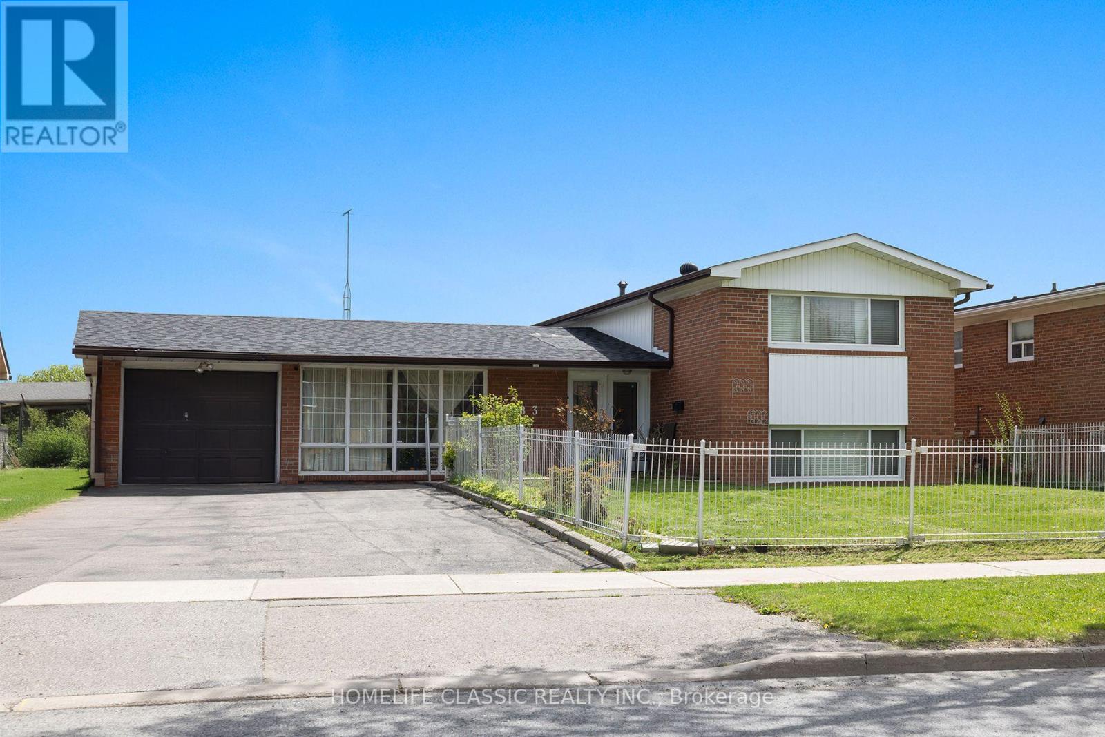 83 John Garland Blvd, Toronto, ON M9V 1N5