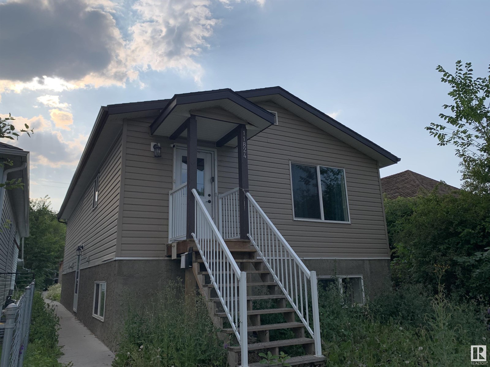 93 St Nw Unit 11824, Edmonton, AB T5G 1E3