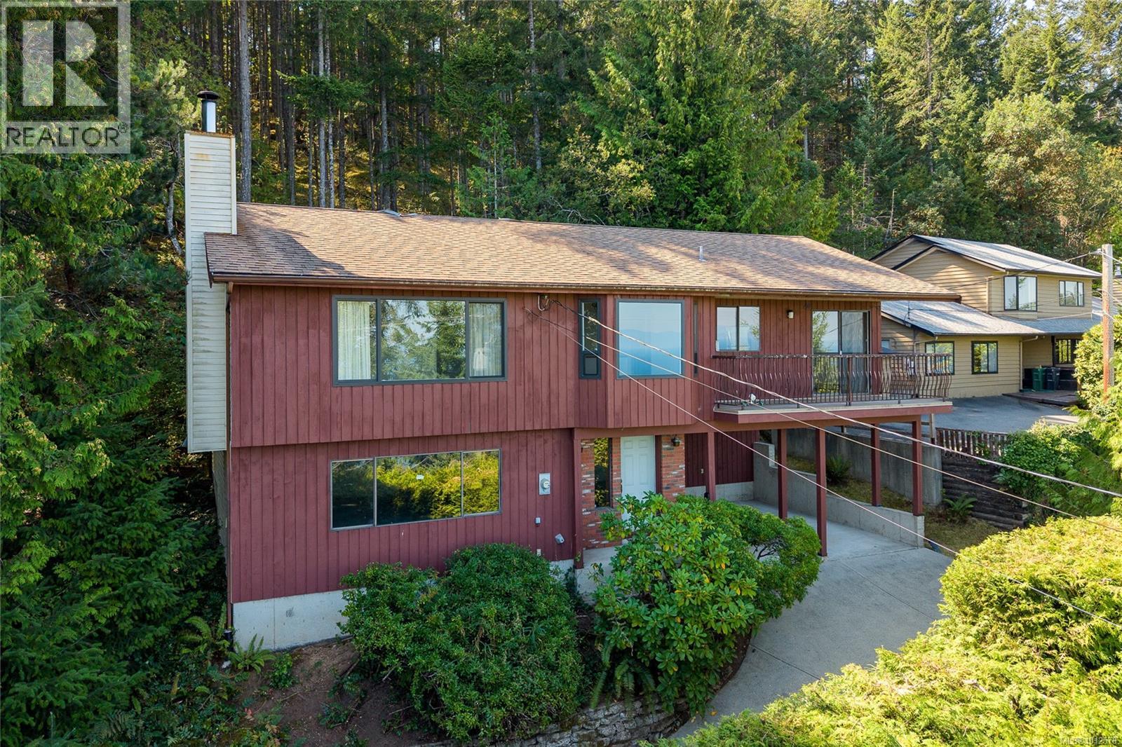 5267 Lost Lake Rd, Nanaimo, BC V9T 5E6