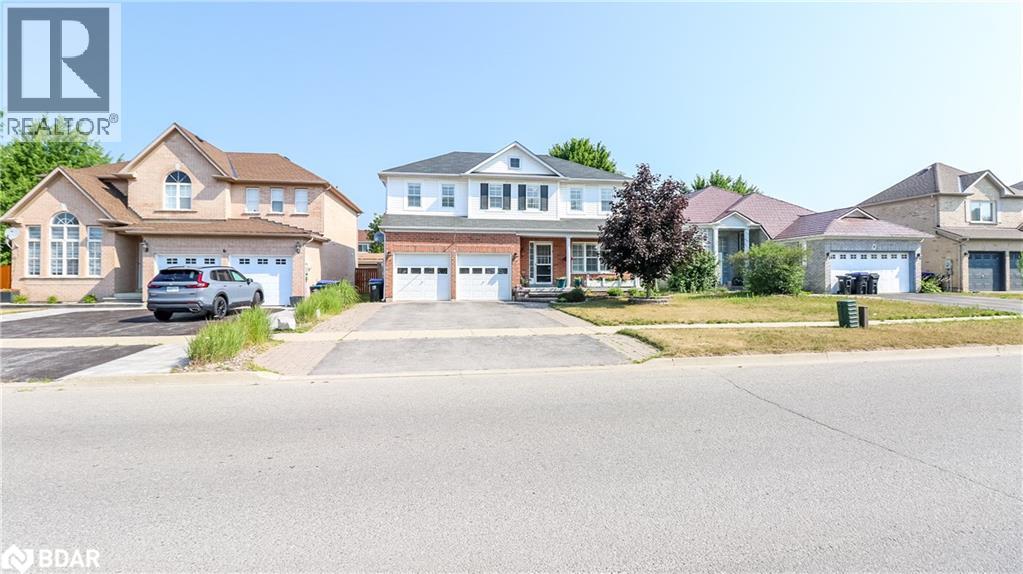 14 Gold Park Gate, Essa, ON L0M 1B2
