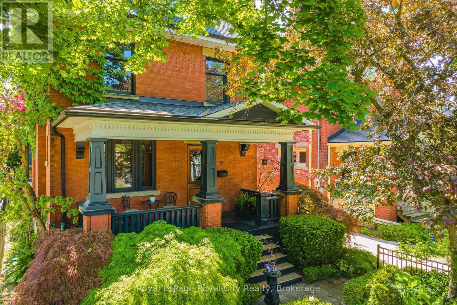 54 Clinton St, Guelph, ON N1H 5G5
