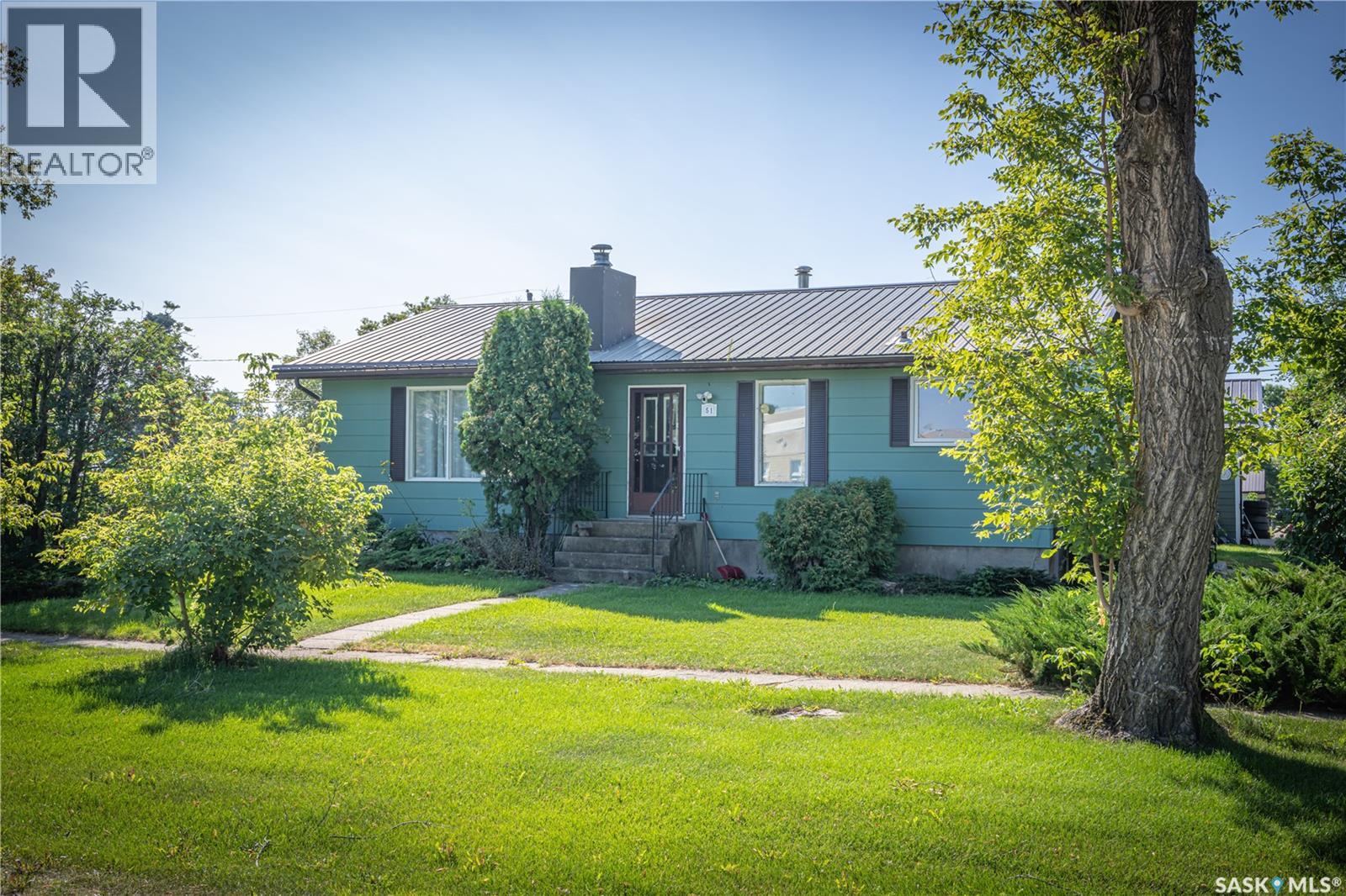 51 Central St, Weldon, SK S0J 3A0