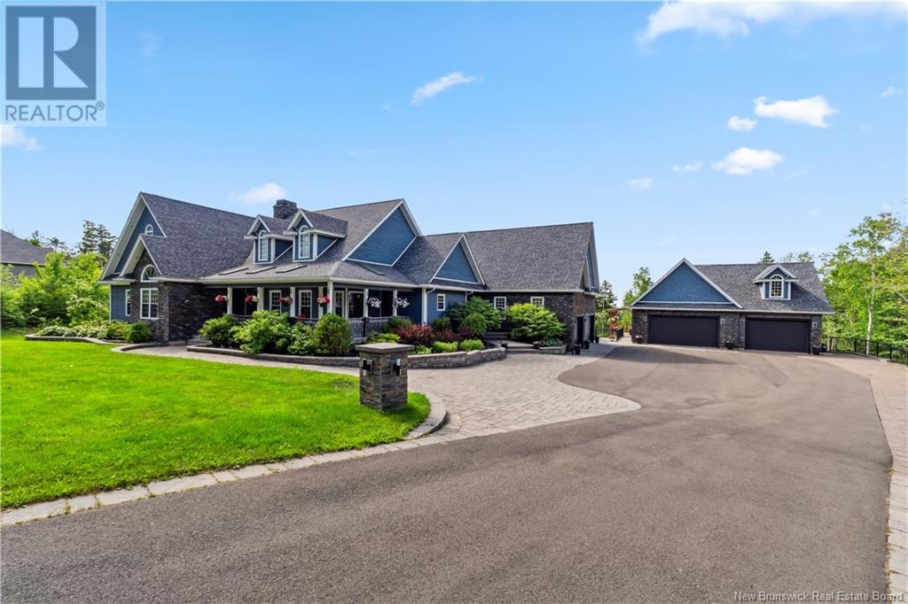 81 Thorncastle, Moncton, NB E1G 0S6