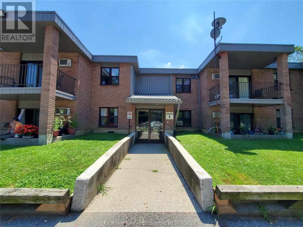 12 Montgomery Drive Unit B106, Chatham-Kent, ON N8A 5B5