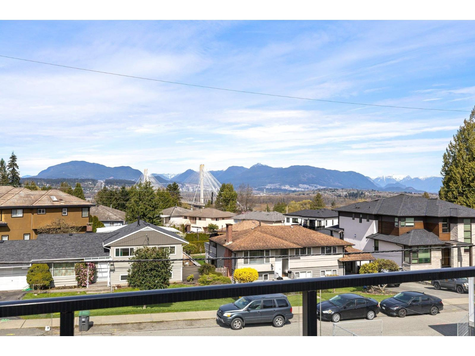 111 Avenue Unit 14714 #a, Surrey, BC V3R 2E1