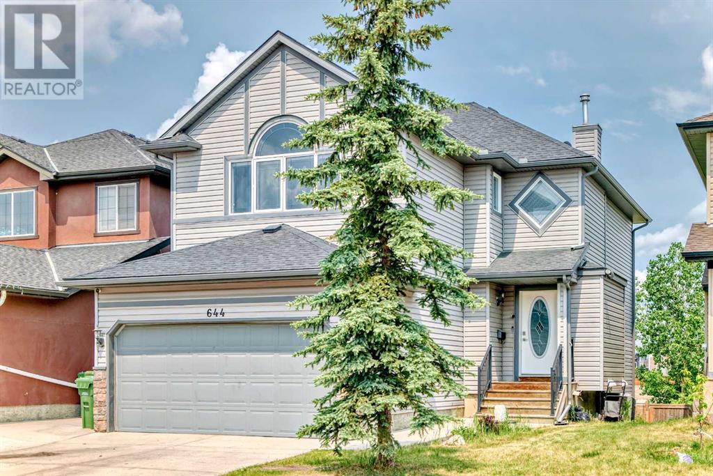 644 Luxstone Lndg SW, Airdrie, AB T4B 3K9