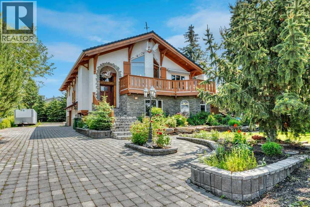 764 E Chestermere Dr, Chestermere, AB T1X 1A6