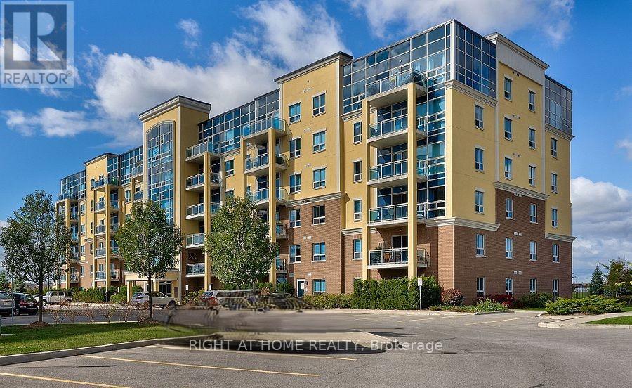 512 1421 Costigan Rd, Milton, ON L9T 2N4