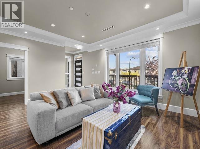 455 E 60th Ave, Vancouver, BC V5X 2A1