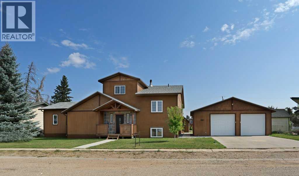 521 Tulip St, Rosemary, AB T0J 2W0