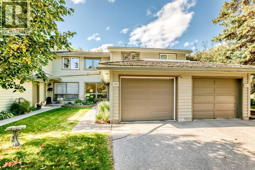550 Point Mckay Grv NW, Calgary, AB T3B 5C5
