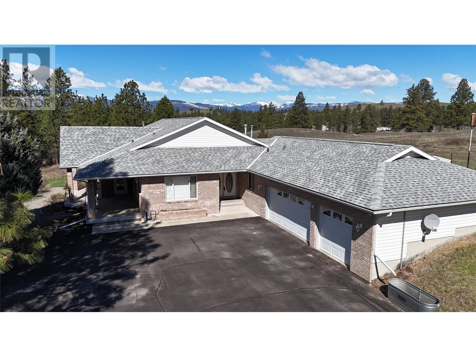 3041 Black Angus Rd, Cranbrook, BC V1C 7C6