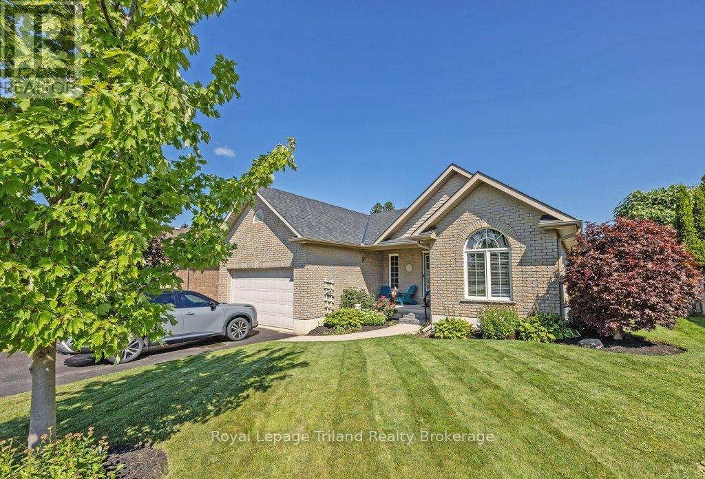 12 Graydon Dr, South-West Oxford, ON N0J 1N0