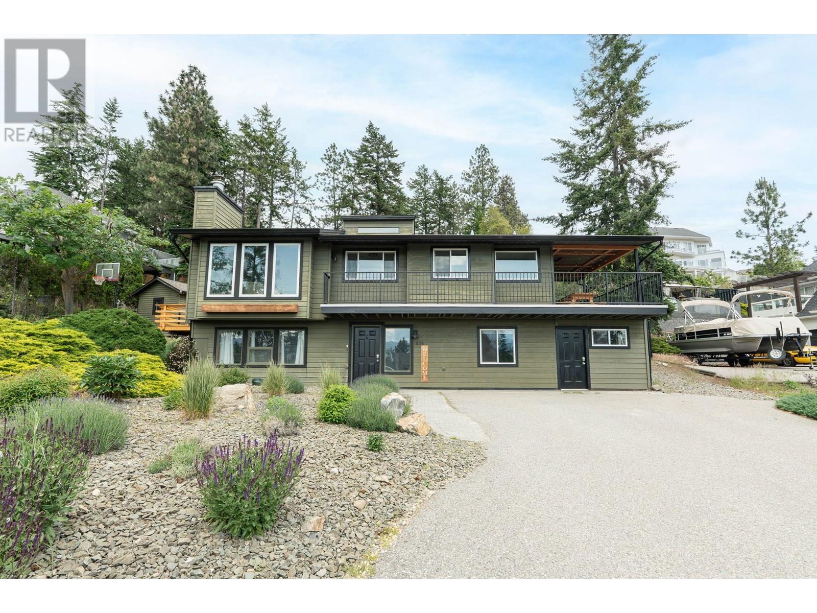 1835 Horizon Dr, West Kelowna, BC V1Z 3E4