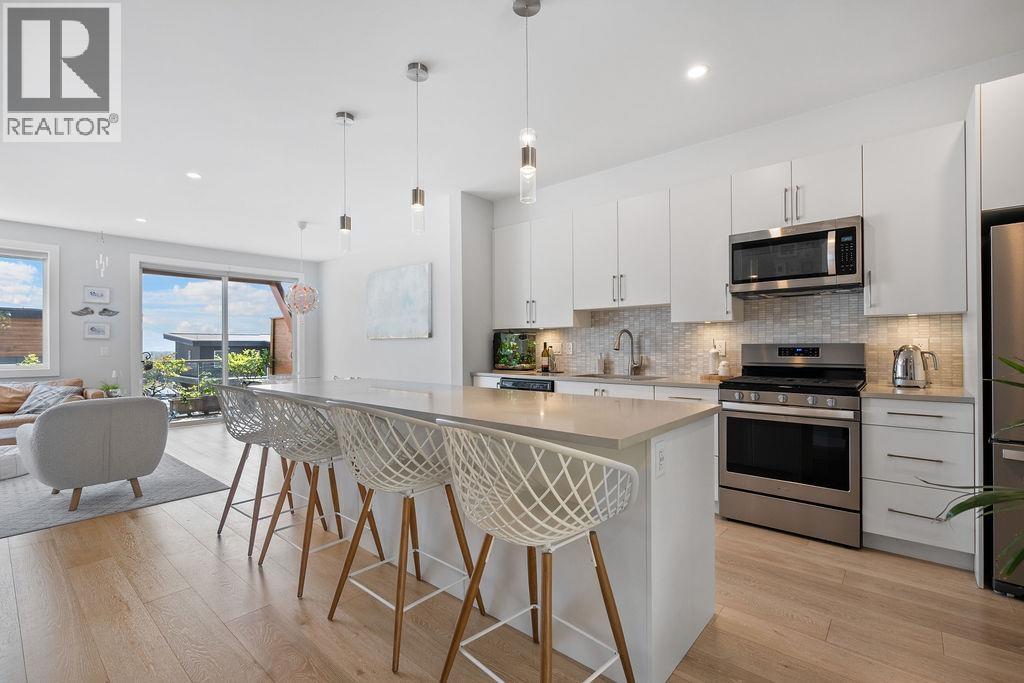 41320 Horizon Dr, Squamish, BC V8B 0Y7