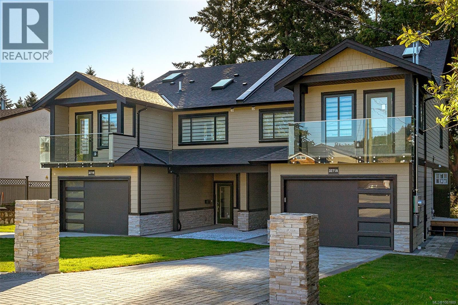 3271 Galloway Rd #a, Victoria, BC V9C 2S8