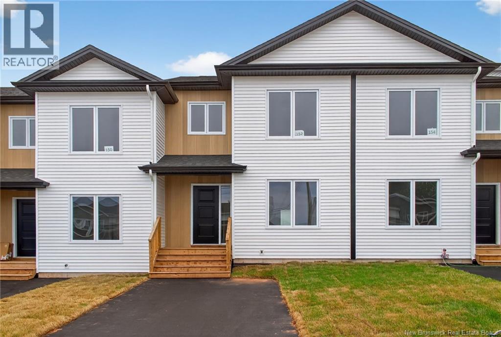 156 Ernest St, Dieppe, NB E1A 8R4