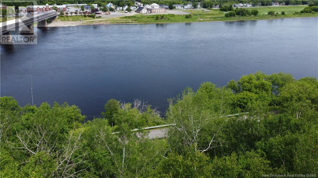 10 Bridgeview Dr, Somerville, NB E7P 2T2