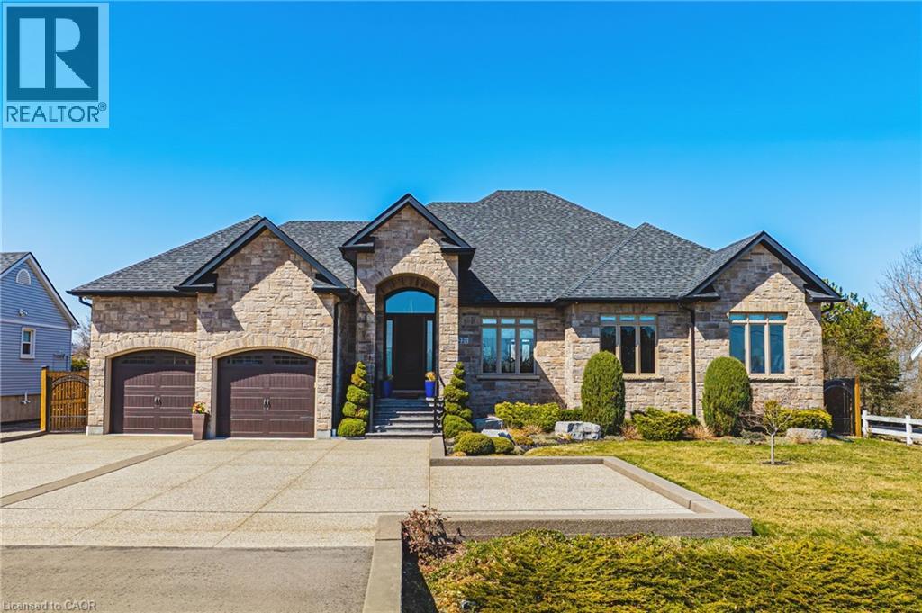221 Glover Rd, Hamilton, ON L8E 5H6