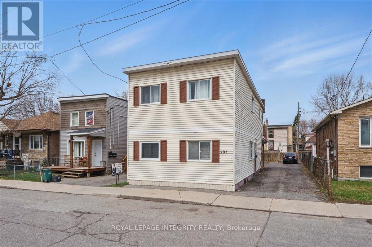 207 Ethel St, Ottawa, ON K1L 5X1