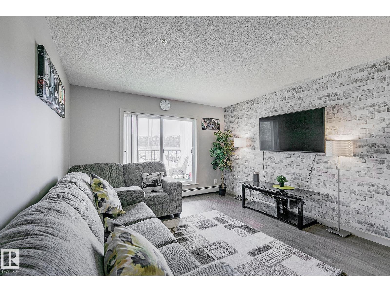 4008 Savaryn Drive Southwest #104, Edmonton, AB T6X 2E5