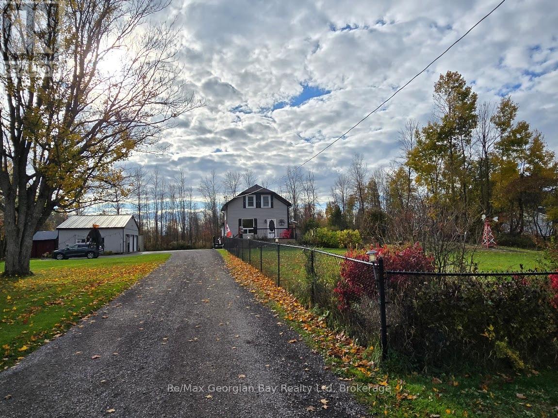 2066 Irish Line, Severn, ON L0K 1E0