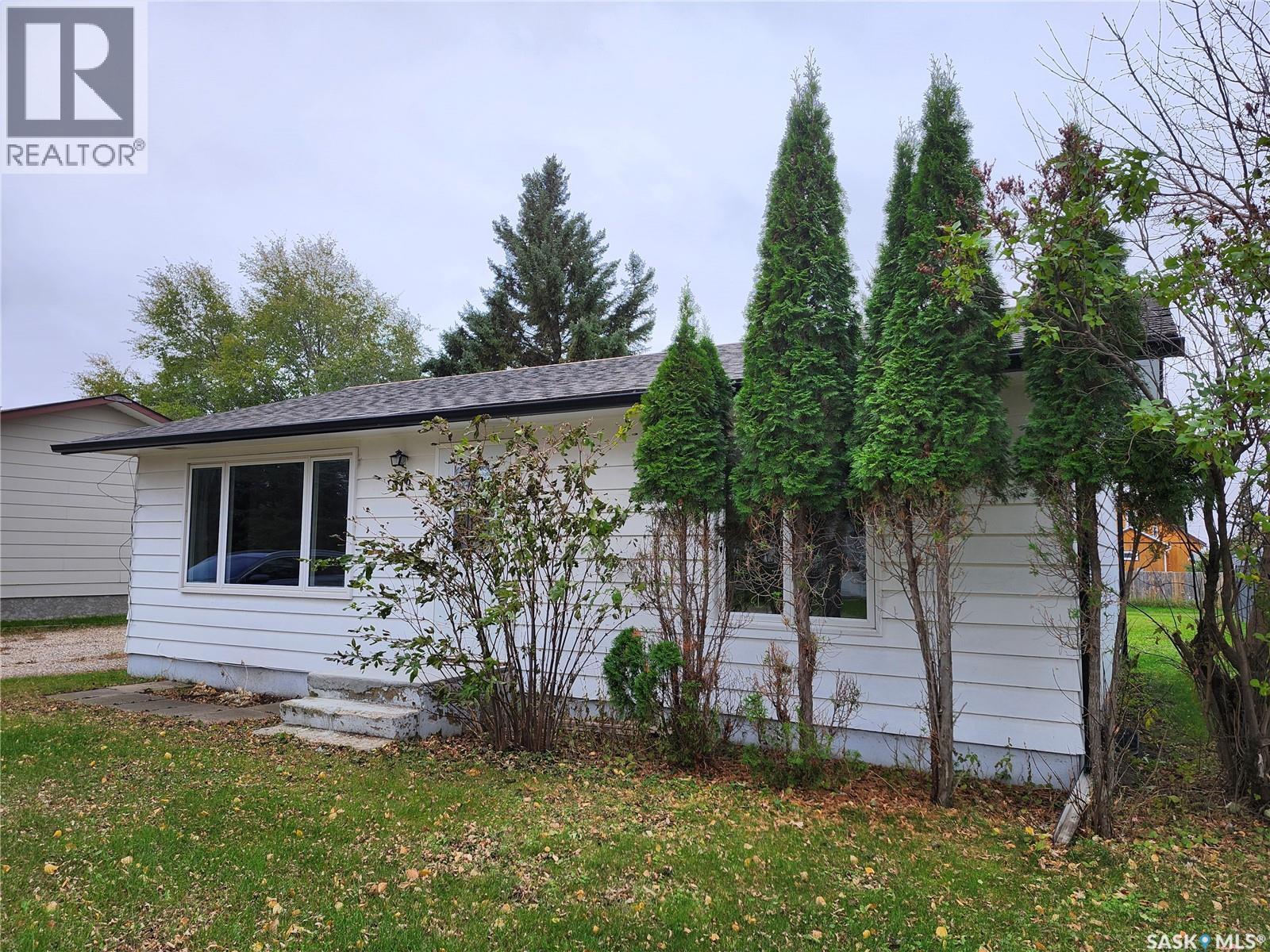 319 Prothero Ave W, Churchbridge, SK S0A 0M0