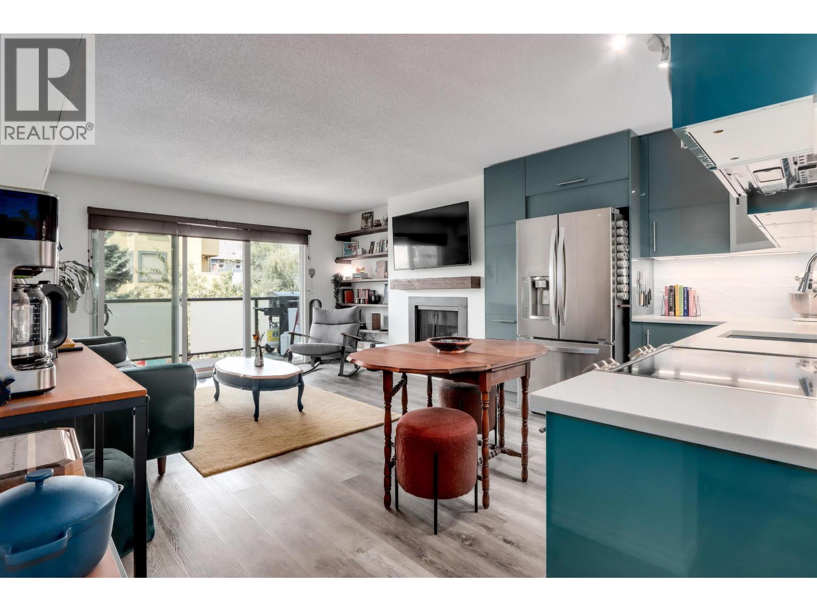 1429 William Street Unit 203, Vancouver, BC V5L 4W8