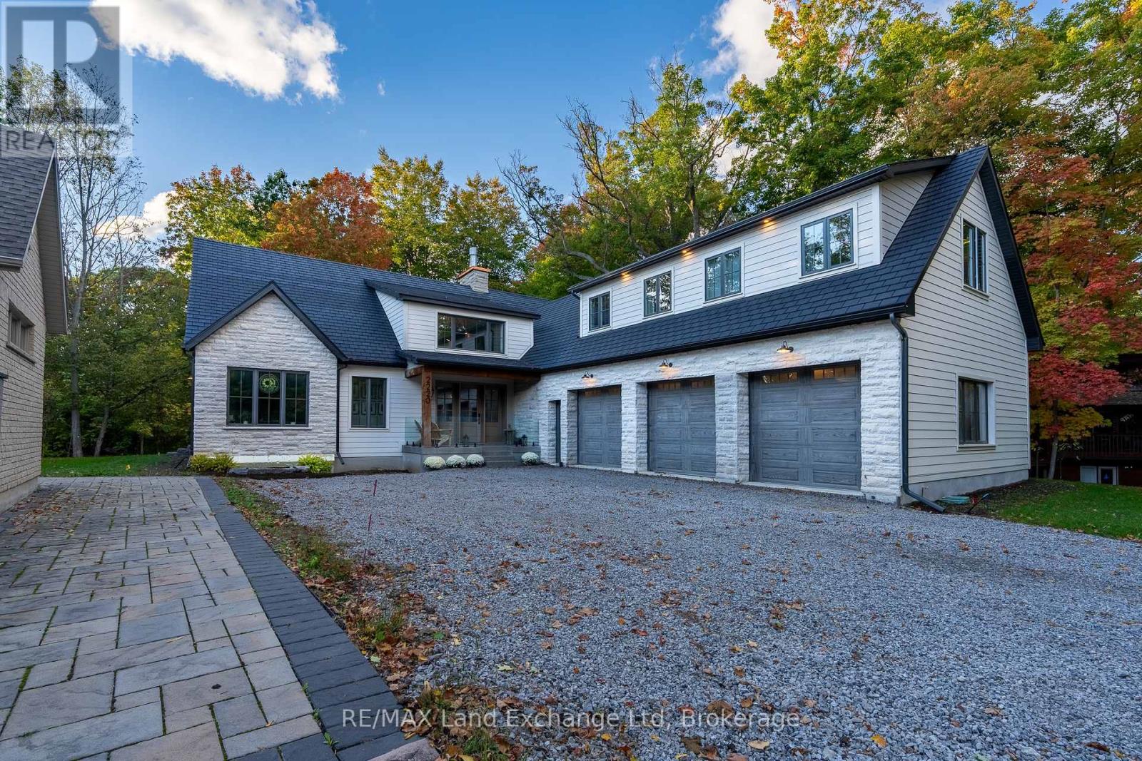 2220 Four Mile Creek Rd, Niagara-on-the-lake Lakeshore, ON L0S 1J0