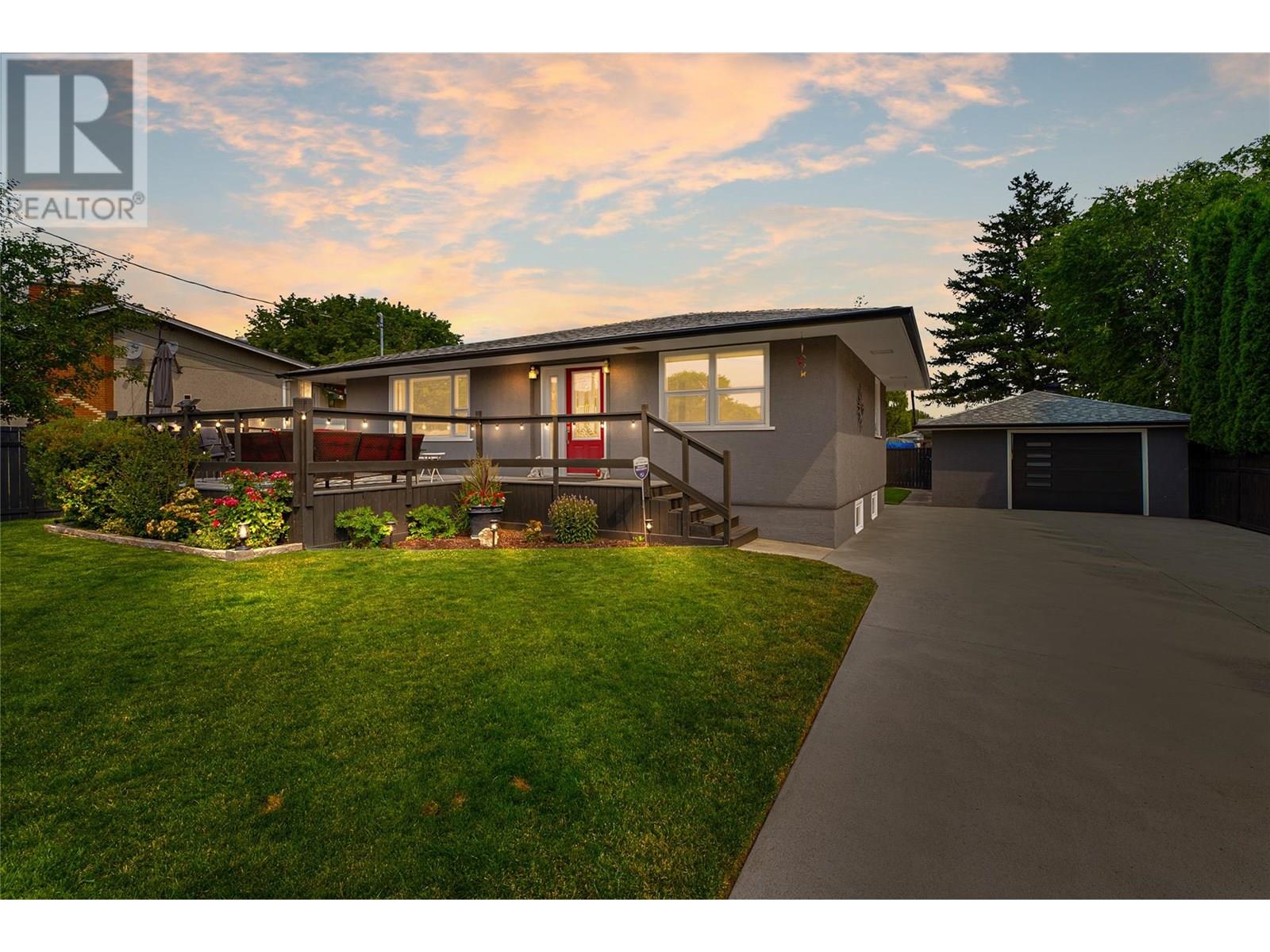 219 Cypress Ave, Kamloops, BC V2B 1H5