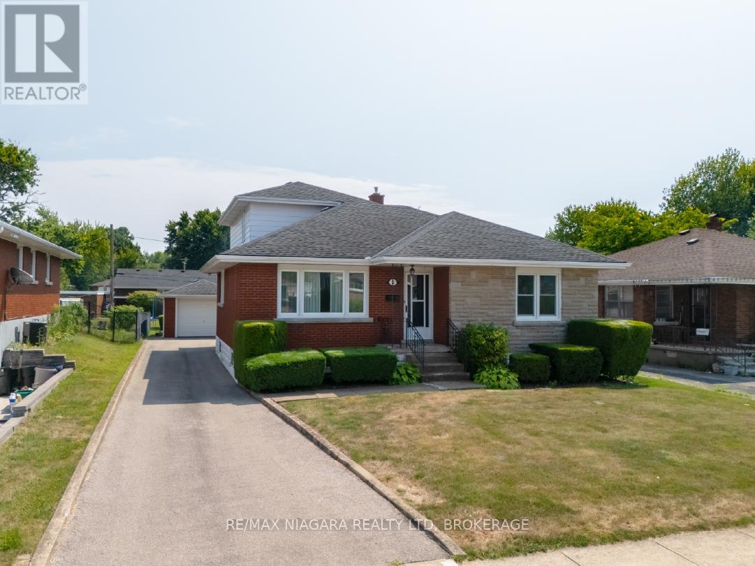 22 South Cres, Port Colborne, ON L3K 2X9